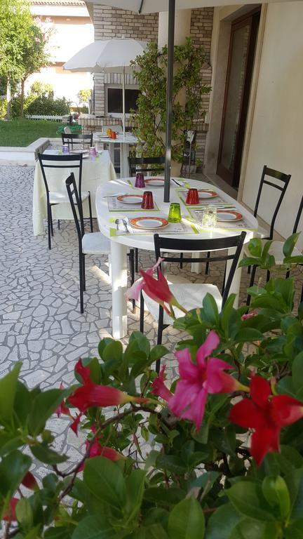 Villa Gioia Rooms Montegranaro Exteriör bild