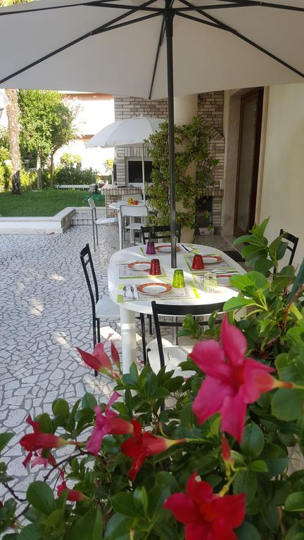 Villa Gioia Rooms Montegranaro Exteriör bild
